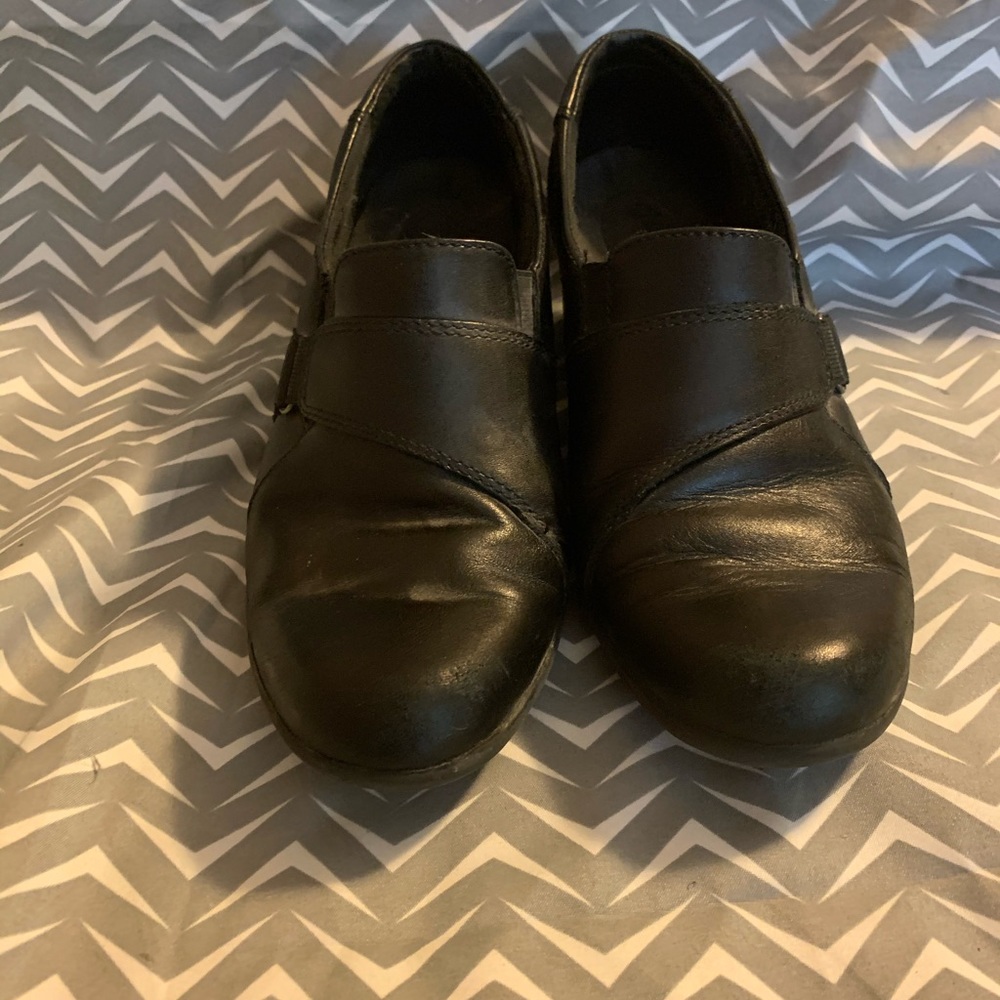 Black Leather Clarks Dress Shoes